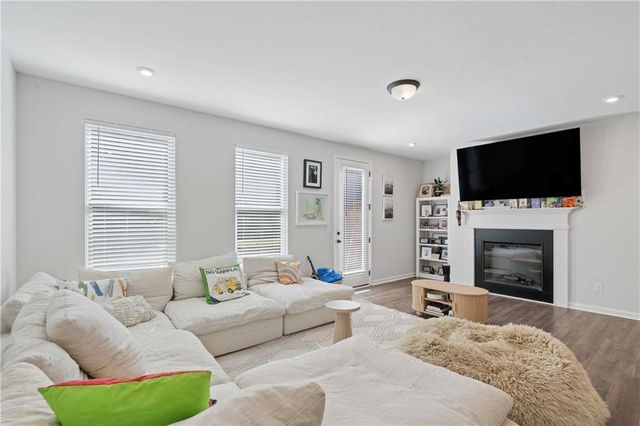 383 Skylar Way SE, Atlanta, GA 30315
