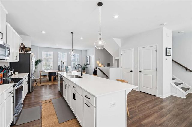383 Skylar Way SE, Atlanta, GA 30315