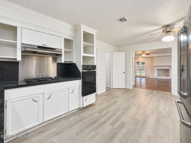 2003 Old Jeanerette Road, New Iberia, LA 70563