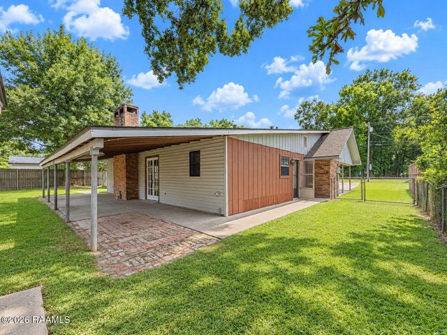 2003 Old Jeanerette Road, New Iberia, LA 70563
