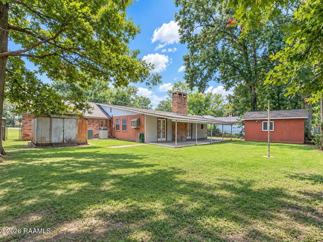 2003 Old Jeanerette Road, New Iberia, LA 70563