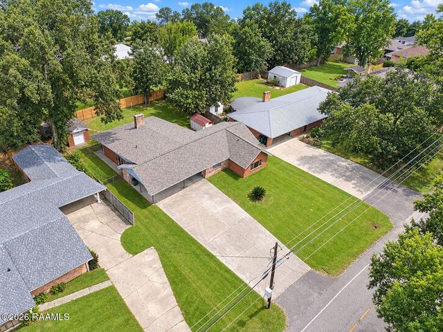 2003 Old Jeanerette Road, New Iberia, LA 70563