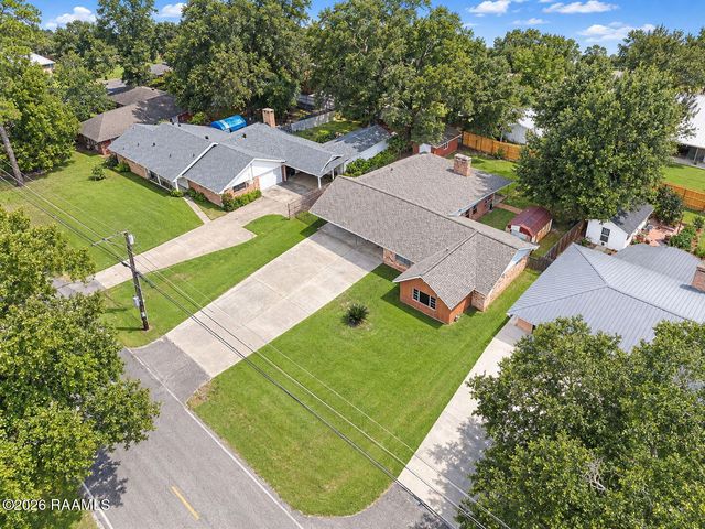 2003 Old Jeanerette Road, New Iberia, LA 70563