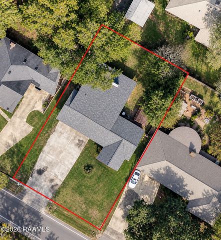2003 Old Jeanerette Road, New Iberia, LA 70563