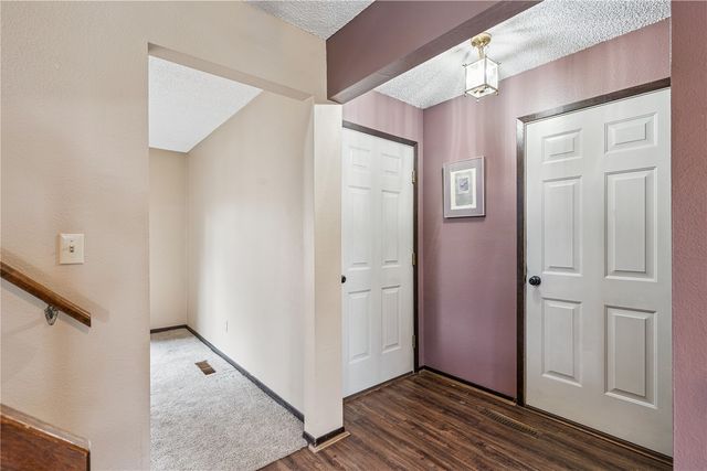 1256 Esther Ct, Iowa City, IA 52240