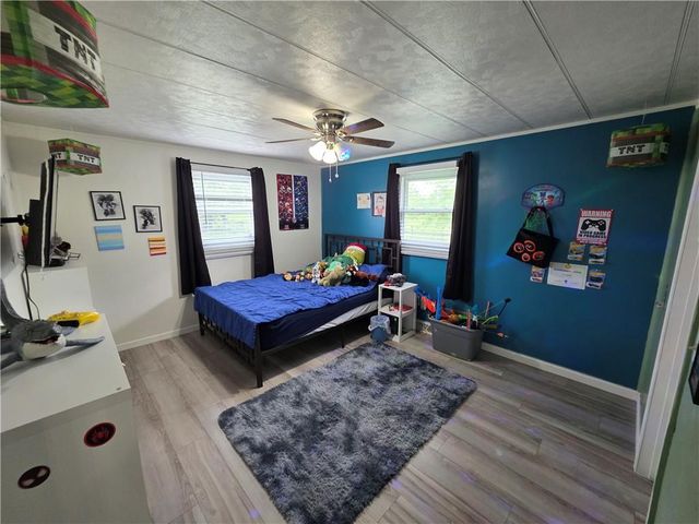 27722 S State Route 7 Highway, Harrisonville, MO 64701