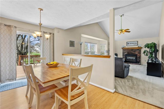 17 Oakshire Way, Henrietta, NY 14534