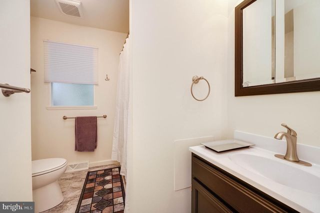 519 CREST CIR, Mohnton, PA 19540