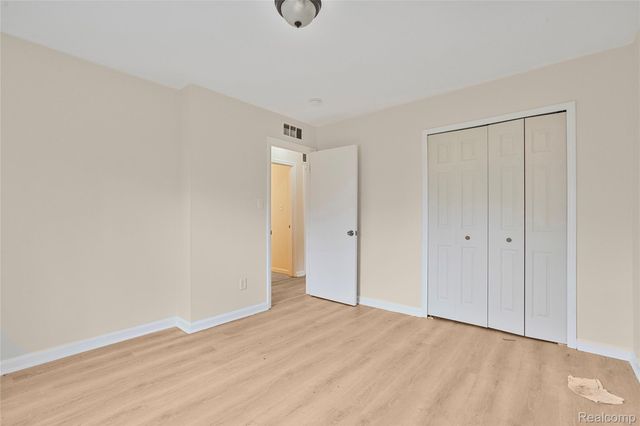 29982 Hazelwood Street, Inkster, MI 48141