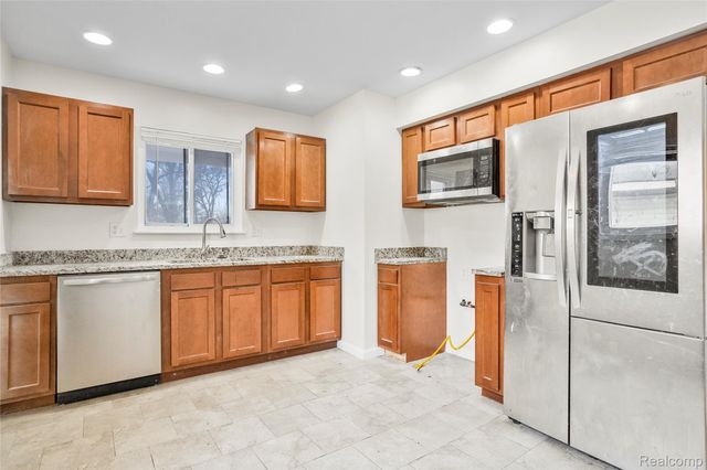 29982 Hazelwood Street, Inkster, MI 48141