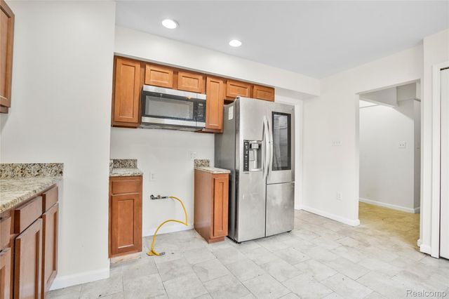 29982 Hazelwood Street, Inkster, MI 48141