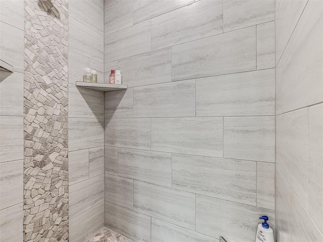 14509 Privas Lane, Yukon, OK 73099