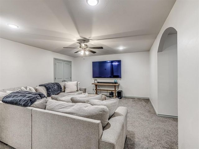 14509 Privas Lane, Yukon, OK 73099