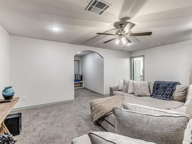 14509 Privas Lane, Yukon, OK 73099