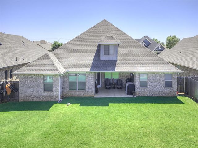 14509 Privas Lane, Yukon, OK 73099