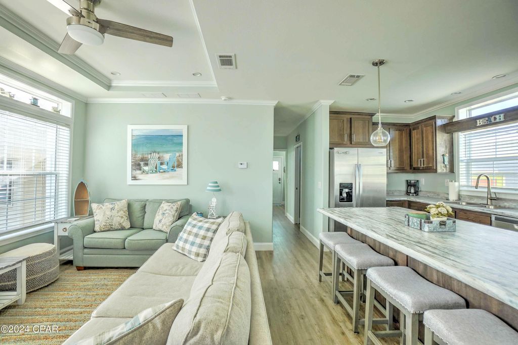 Image 13 of property listing at 20 Gulf Drive, Panama City Beach, FL 32408