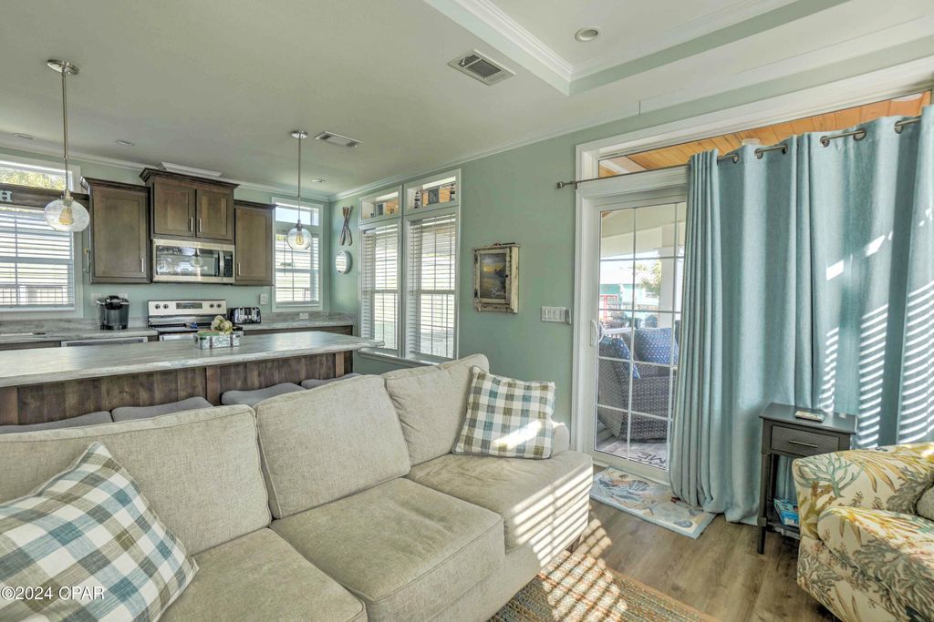 Image 15 of property listing at 20 Gulf Drive, Panama City Beach, FL 32408