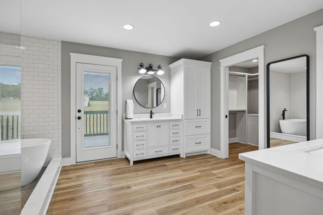 1930 Rock Springs Rd, Columbia, TN 38401