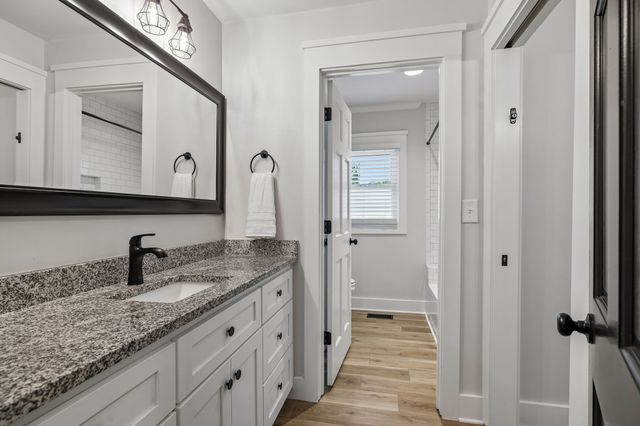 1930 Rock Springs Rd, Columbia, TN 38401