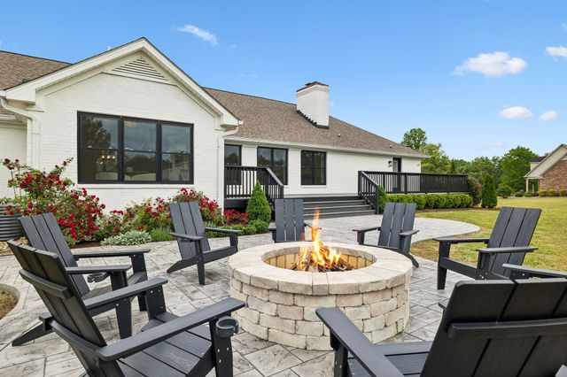 1930 Rock Springs Rd, Columbia, TN 38401