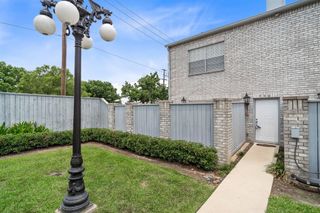 406 Wilcrest Drive 406, Houston, TX 77042