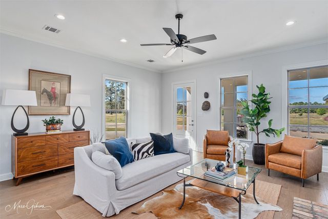 9847 Canebrake Lane, Shreveport, LA 71106