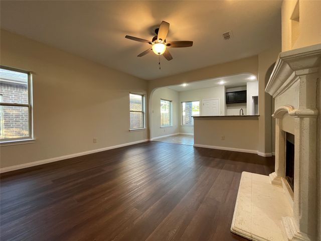 4604 Gunnison Drive, Denton, TX 76208