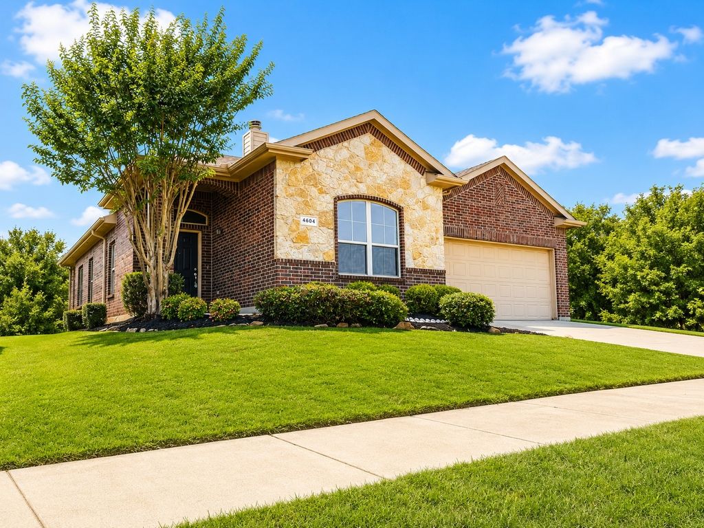 4604 Gunnison Drive, Denton, TX 76208