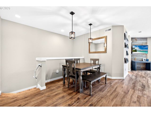 3555 SUMMERLINN Dr, West Linn, OR 97068