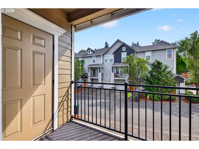 3555 SUMMERLINN Dr, West Linn, OR 97068