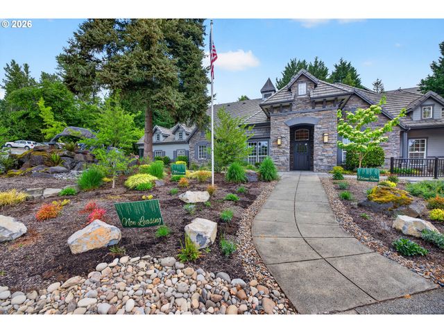3555 SUMMERLINN Dr, West Linn, OR 97068