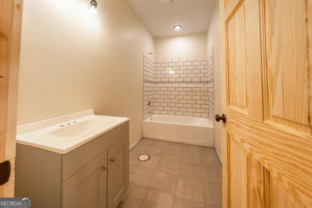 400 Molly Circle, Ellijay, GA 30540