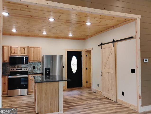 400 Molly Circle, Ellijay, GA 30540