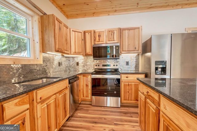 400 Molly Circle, Ellijay, GA 30540