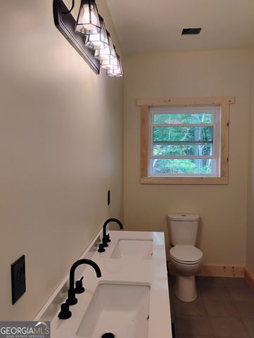 400 Molly Circle, Ellijay, GA 30540