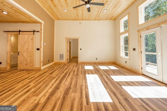 400 Molly Circle, Ellijay, GA 30540