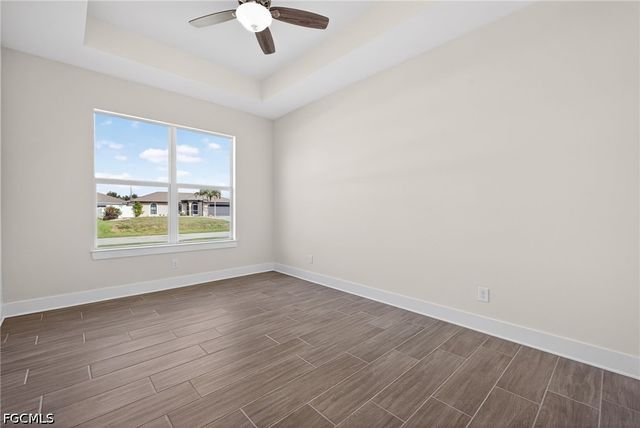 3033 SW 11th PL, Cape Coral, FL 33914