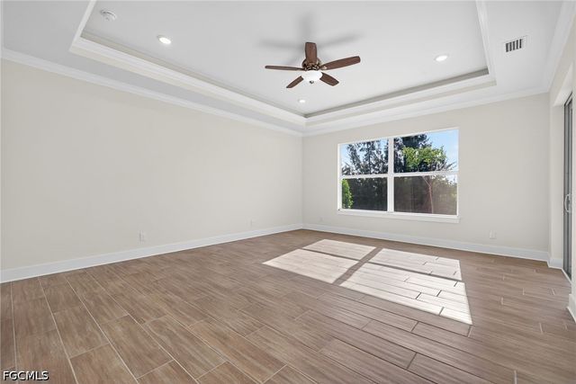 3033 SW 11th PL, Cape Coral, FL 33914