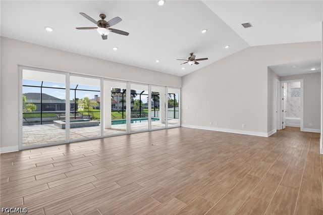 3033 SW 11th PL, Cape Coral, FL 33914