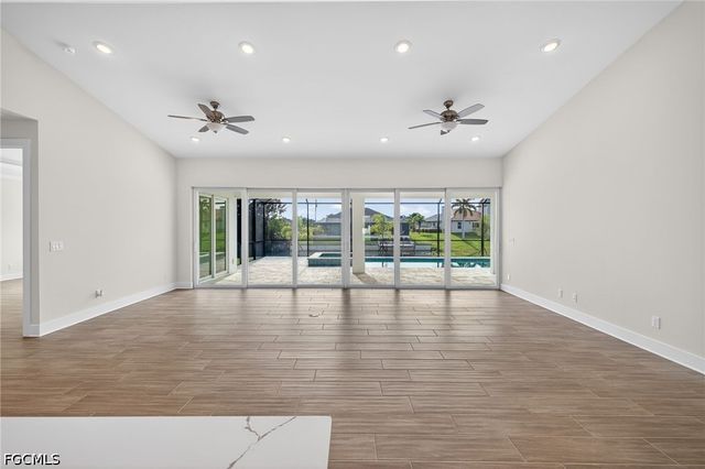 3033 SW 11th PL, Cape Coral, FL 33914