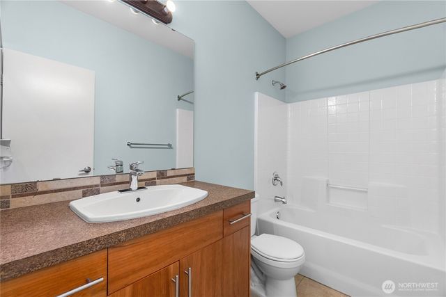 3062 Banks Lane SW, Olympia, WA 98512