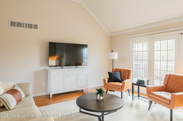 10600 S Airport Road, Dewitt, MI 48820