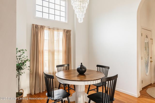 10600 S Airport Road, Dewitt, MI 48820