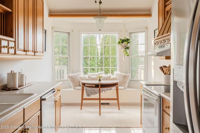 10600 S Airport Road, Dewitt, MI 48820