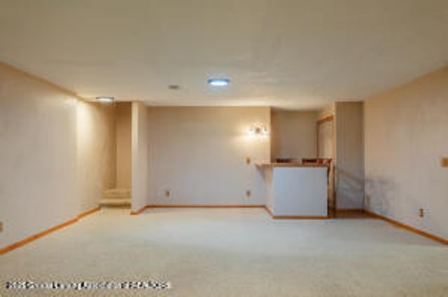 10600 S Airport Road, Dewitt, MI 48820