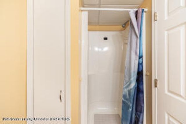 10600 S Airport Road, Dewitt, MI 48820