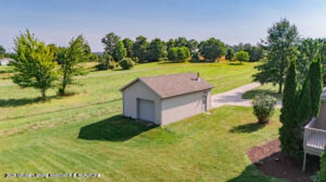 10600 S Airport Road, Dewitt, MI 48820