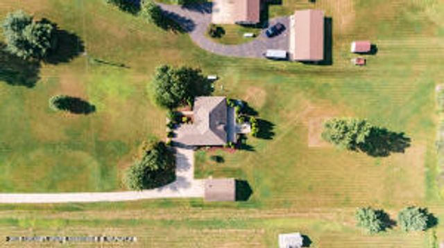 10600 S Airport Road, Dewitt, MI 48820