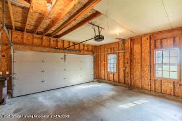 10600 S Airport Road, Dewitt, MI 48820