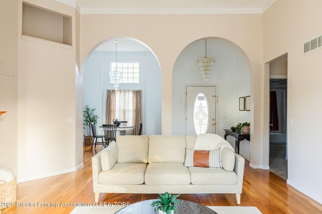 10600 S Airport Road, Dewitt, MI 48820